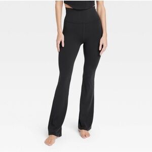 Black Everyday Soft Ultra High-Waisted Flare Pants with SPF XL